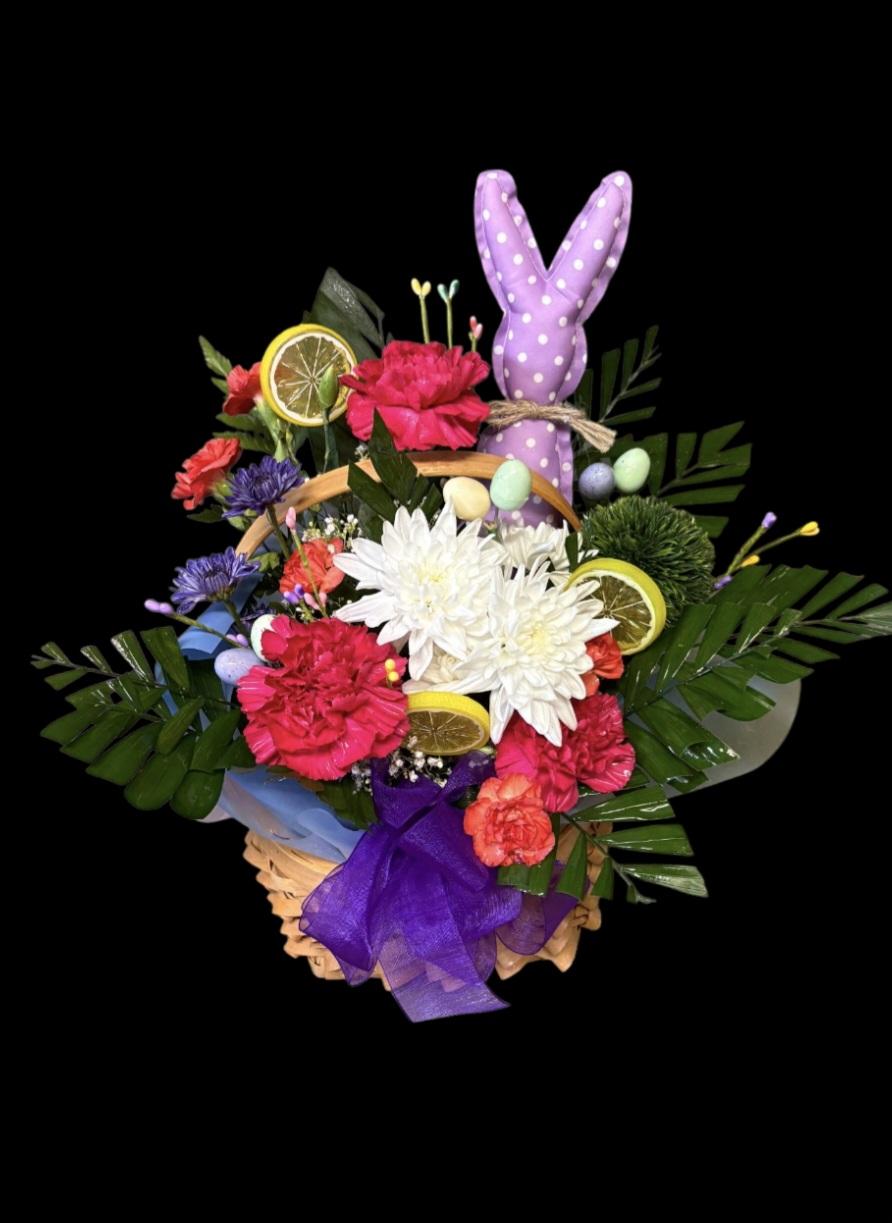 Inexpensive spring seasonal flower baskets with seasonal flowers for Jefferson, Scranton, Lake City, Iowa delivery