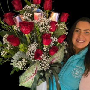 LOCALLY GROWN DOZEN RED ROSES for MOM'S DAY with DELIVERY to BOONE, IA, GREENE COUNTY AND CARROLL COUNTY. Our DOZEN RED ROSE BOUQUET is a CLASSIC STYLISH GIFT