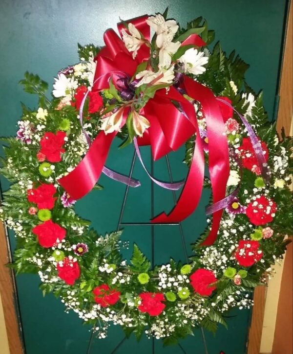 Red Meadows Easel Wreath